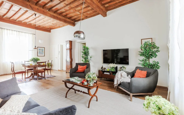Lunav House in Lucca