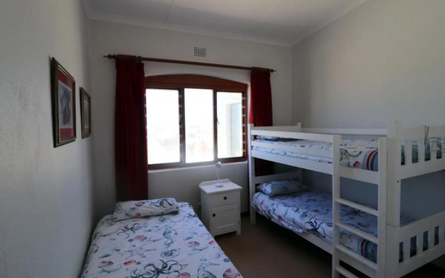 Naude House in Struisbaai