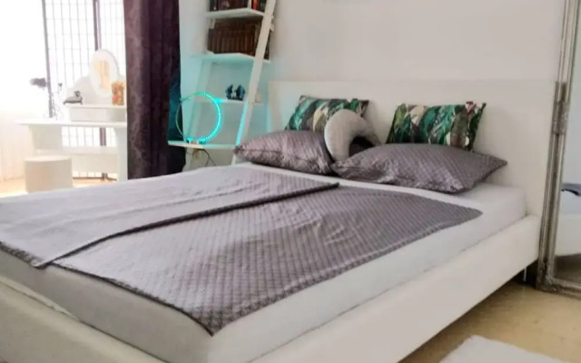 Trogir Downtown Apartments With Private Parking