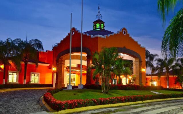 Mision Colima Hotel