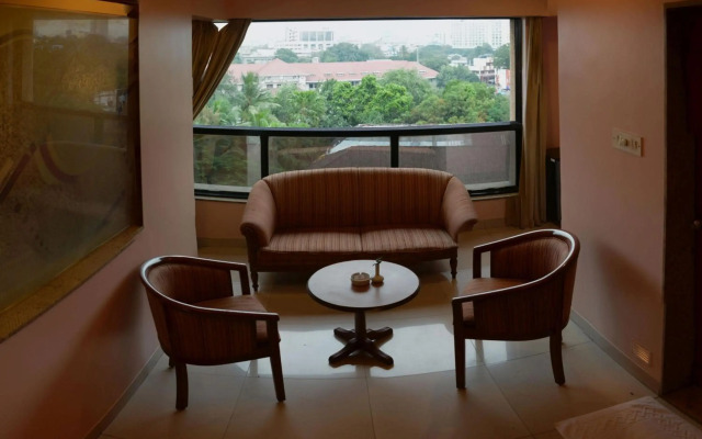 Hotel The Samrat