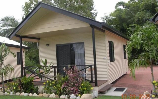 Hinchinbrook Marine Cove Resort