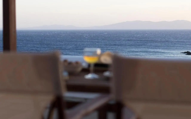 7 Bedroom Agios Romanos Villa in Tinos - BLG 69205