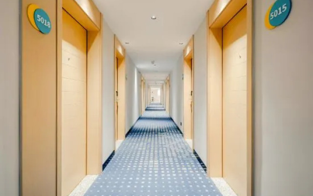 City Comfort Inn (Hechi Chengxi Avenue)