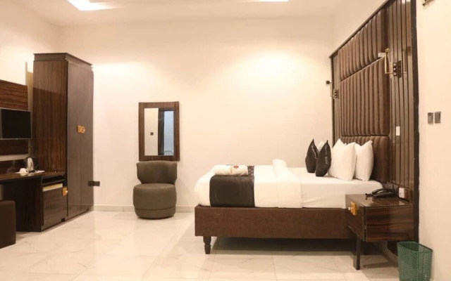 Victorian Bloom Hotel and Resort