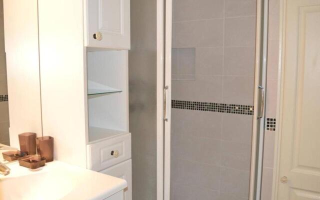 Appartement Le Lavandou, 1 pièce, 4 personnes - FR-1-251-299