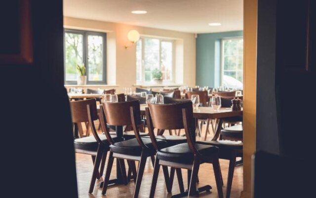 Fox Hall Inn