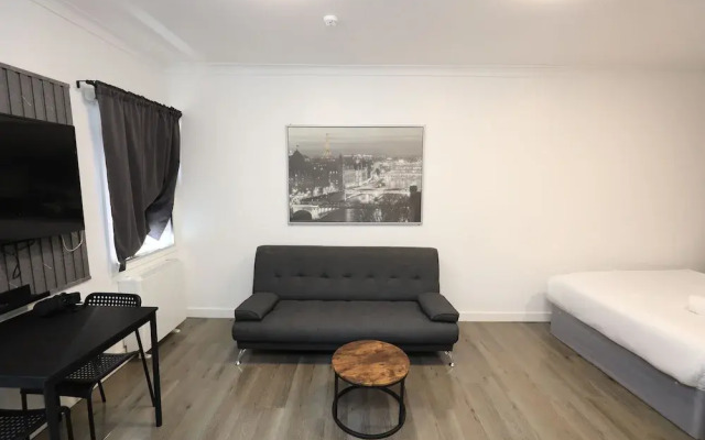 VR Apartments