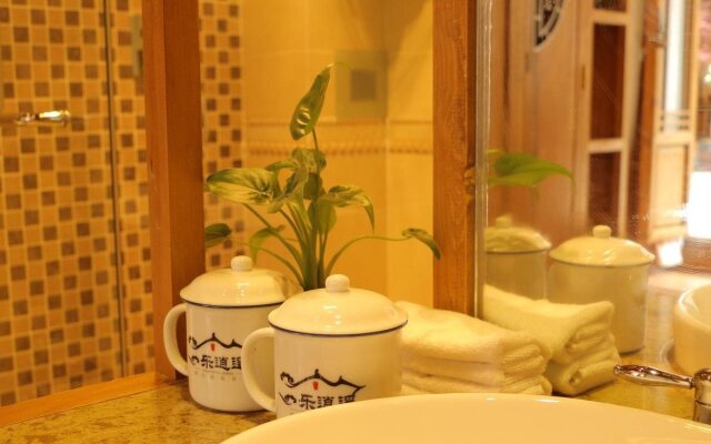 Lijiang Happyland Inn