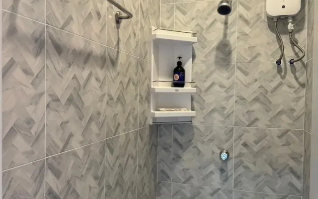 Deco Lux Hotel