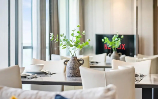 Fairview House - Luxstay near Airport