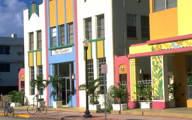 Hilton Miami Airport Blue Lagoon