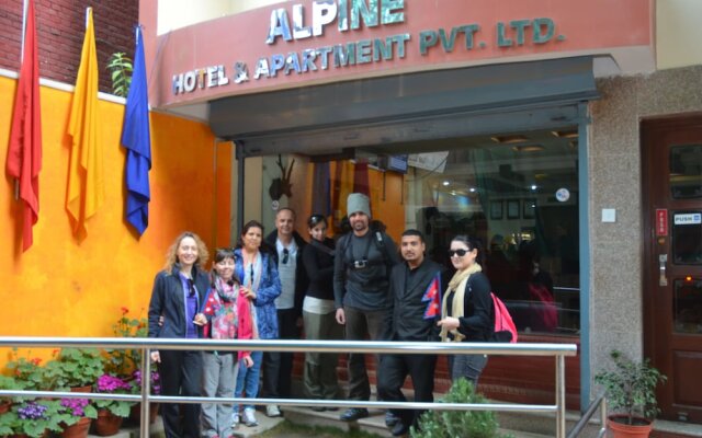 Alpine Hotel & Apartment