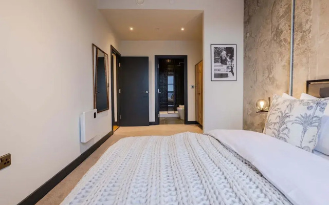 Marron Suite 2BR City Walks