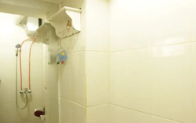 Stylish 1BR with Extra Room Gateway Ahmad Yani Cicadas Apartment