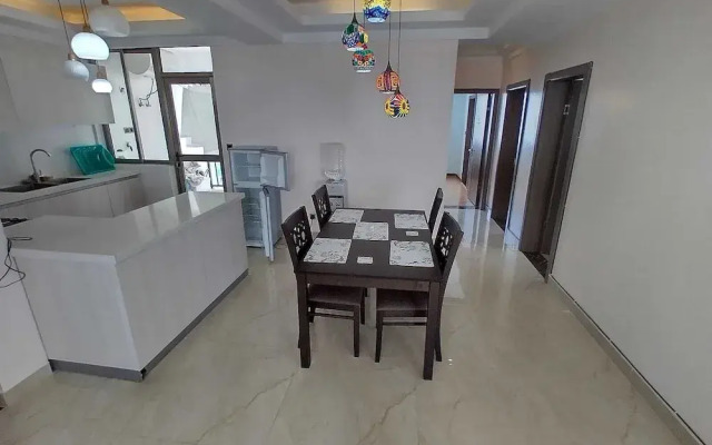 Lux Suites Vesta Gardens Apartments