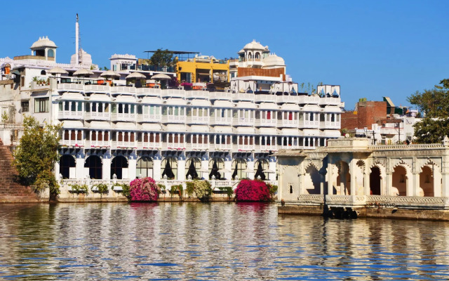 Lake Pichola Hotel