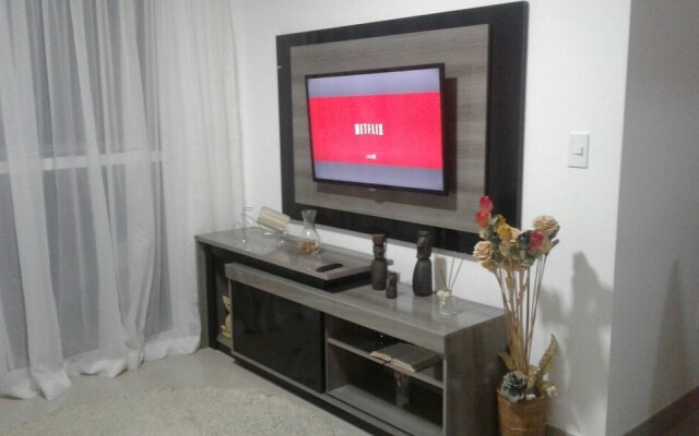 Apto alto padrão com piscina