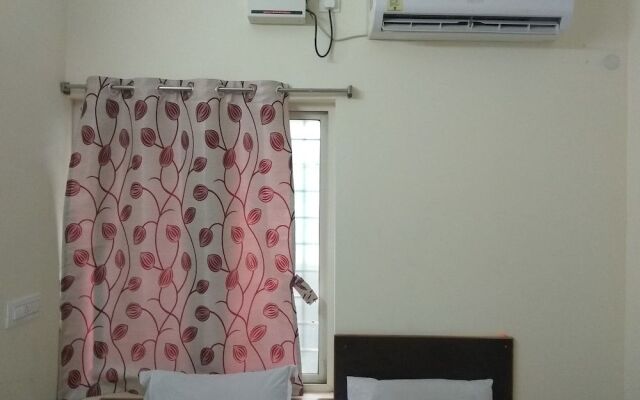 Iroomz Sri Srinivasa Residency