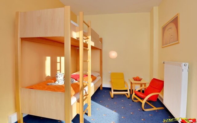 Bellis Hotel