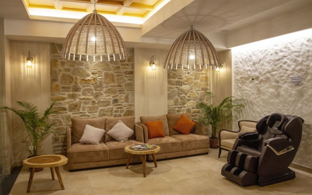 Arushi Boutique Hotel