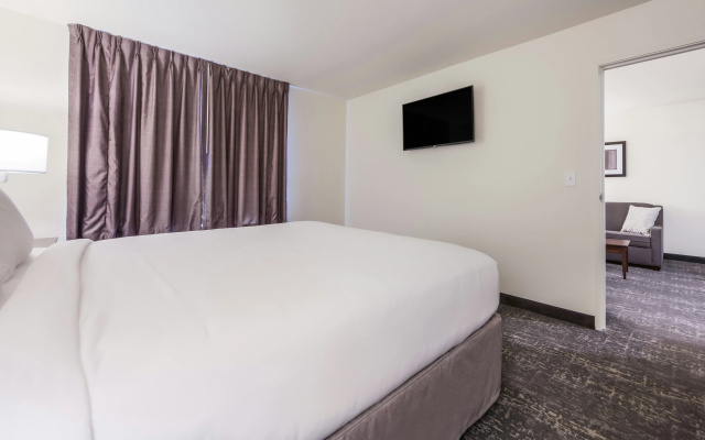 Cobblestone Inn & Suites - Holdrege