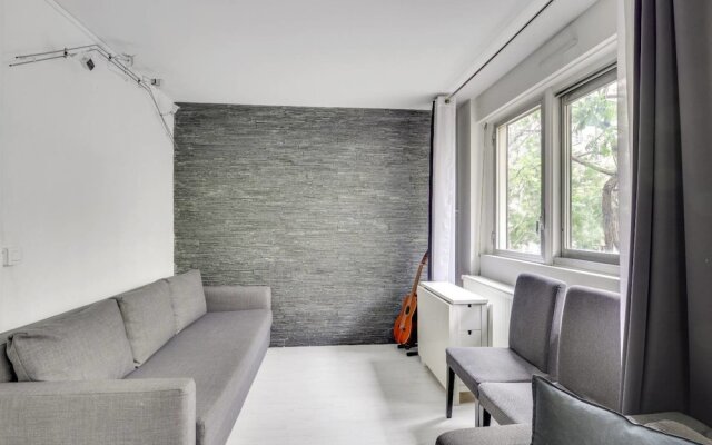 Modern 1bedroom Flat With Terrace in Trendy Paris XI