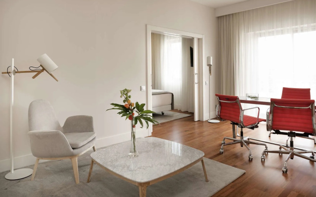NH Collection Madrid Colon