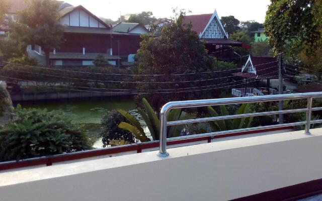 Aiyara House