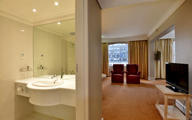 Capetonian Hotel
