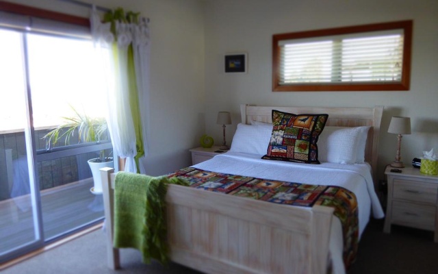 Paku Palms – Guest Rooms – Tairua