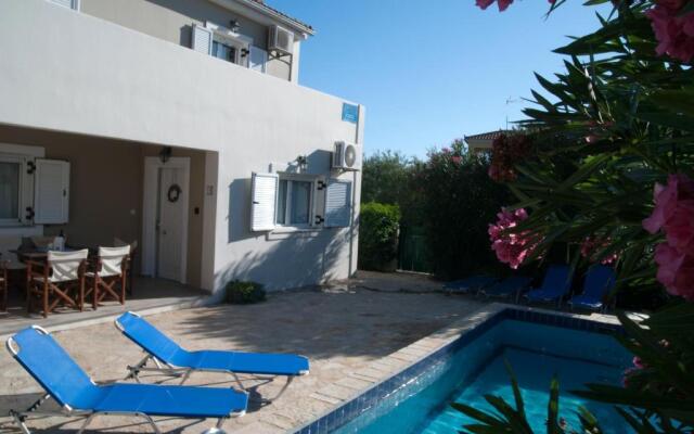 3 bedrooms villa with private pool enclosed garden and wifi at Zakynthos 1 km away from the beach