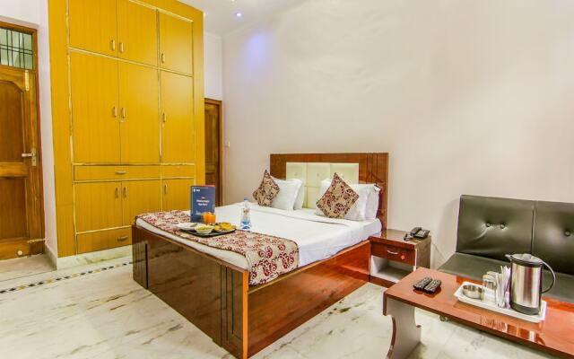 OYO 9008 Hotel JMD Inn