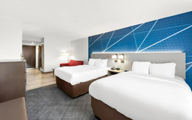 Comfort Suites Columbus