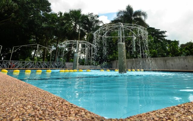 Nature's Village Resort