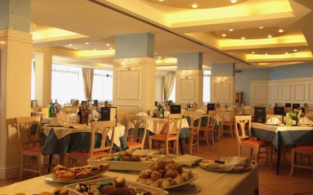 Hotel Tokio Home