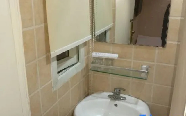 Green Apple Fashion Hotel