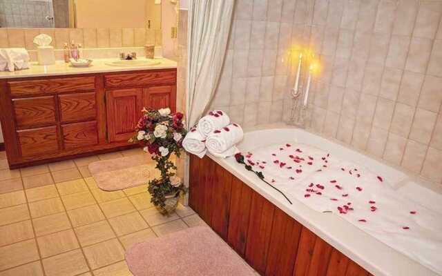 Bavarian Inn Lodge & Restaurant