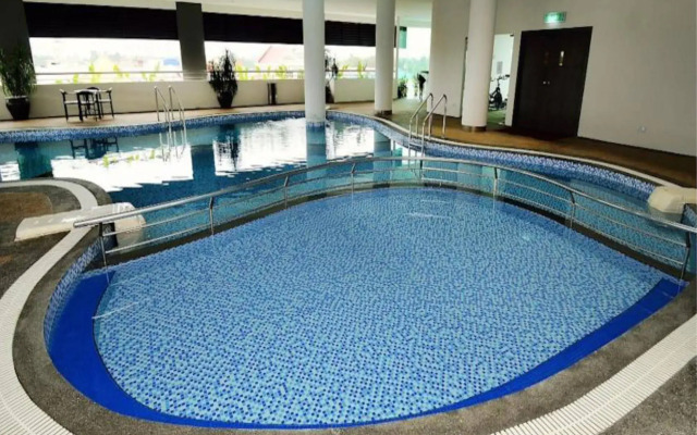 Grand Riverview Hotel