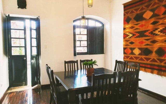 La Banksia Hotel