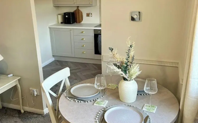 Peak District - 2 Beds - Sleeps 4 - Pet Friendly