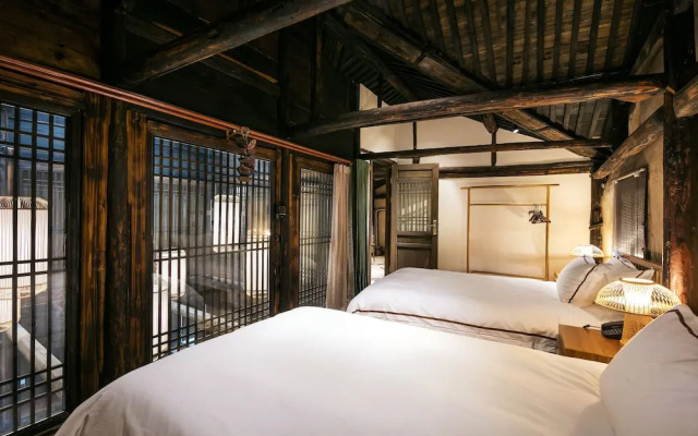 Xiananshan Village Hotel