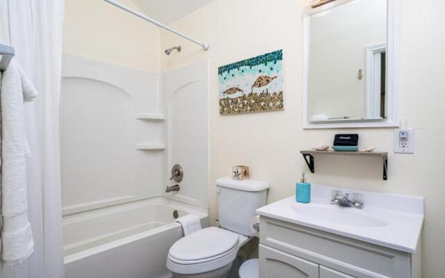 Wine Down on the Bay