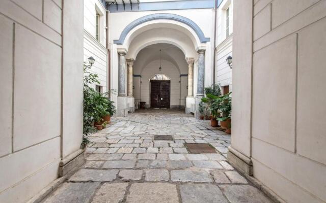 Palazzo Castrofilippo Apartment by Wonderful Italy