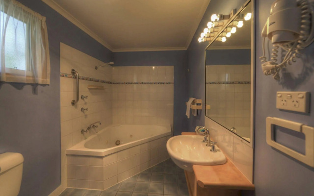 Tween Waters Merimbula