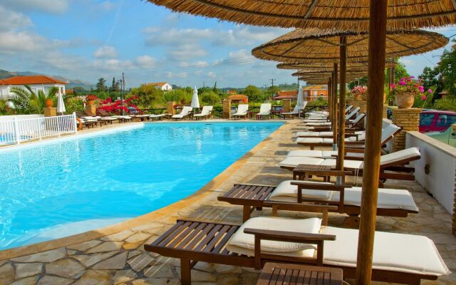 Porto Koukla Beach Hotel