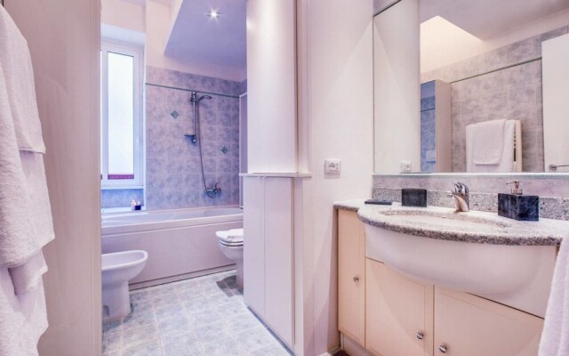 Cosy and Comfortable 2 bed Flat in S.giovanni!