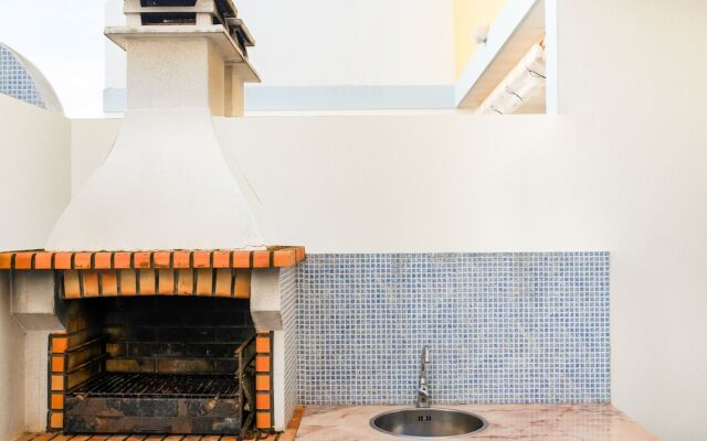 Captivating Holiday Home in Manta Rota With Swimming Pool