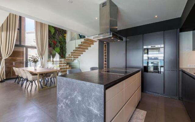 Villa Sea Star - seafront beach with 80m2 pool