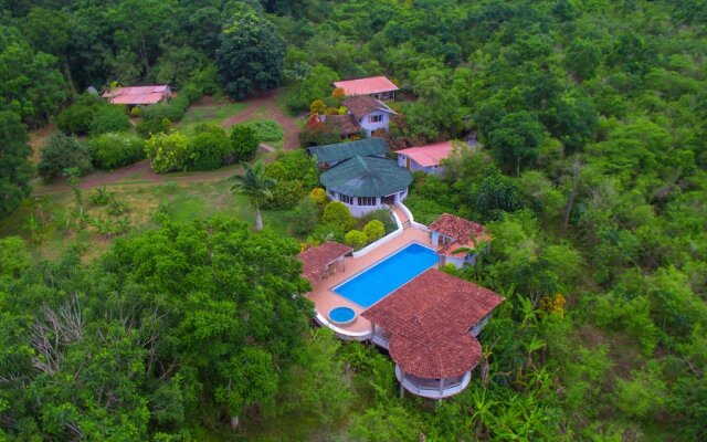 Altair Galapagos Lodge